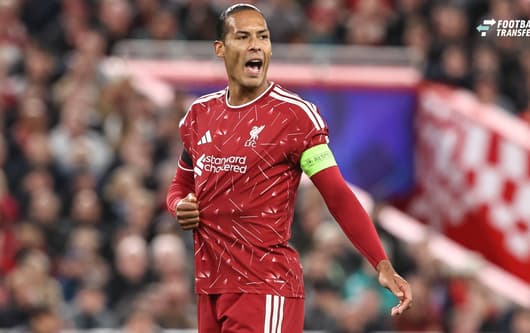 UEFA Champions League Matchday 1 of 8 Liverpool v Atletico Madrid Virgil van Dijk of Liverpool gives his team instructions during the UEFA Champions League Matchday 1 of 8 match Liverpool vs Atletico Madrid at Anfield, Liverpool, United Kingdom on 0...
