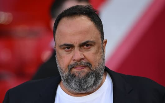 Evangelos Marinakis, Mr Marinakis