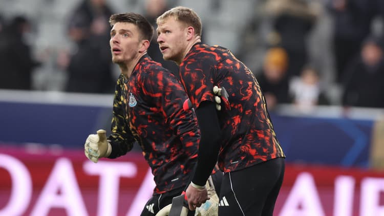 Nick Pope and Aaron Ramsdale have battled for Newcastle's number one jersey this season.