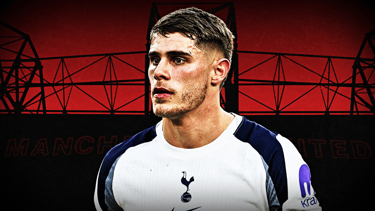 Micky van de Ven, Man Utd