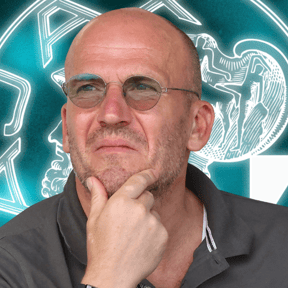 Interne onrust bij Ajax: keuzes Kroes op transfermarkt vallen volledig verkeerd