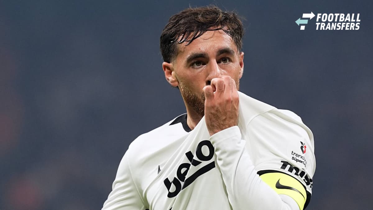 Besiktas v Kocaelispor - Turkish Super Lig ISTANBUL, TURKIYE - OCTOBER 11: Orkun Kokcu of Besiktas celebrates after scoring a goal during the Turkish Super Lig week 7 match between Besiktas and Kocaelispor at Tupras Stadium in Istanbul, Turkiye, on ...