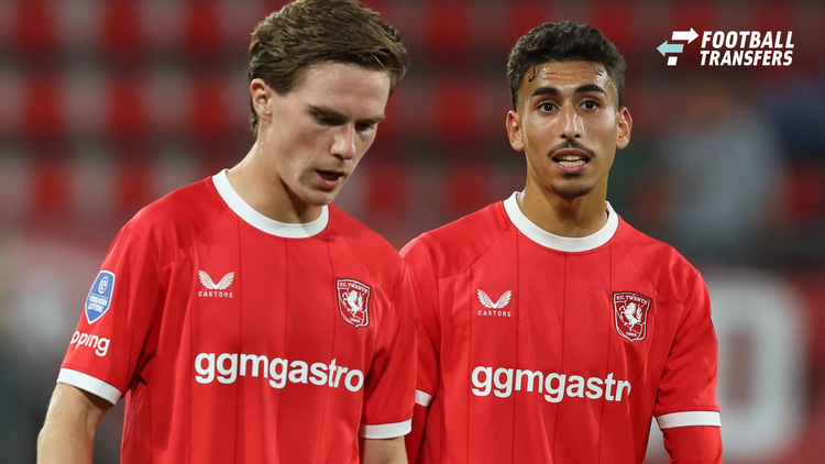 Daan Rots met Younes Taha in het shirt van FC Twente.