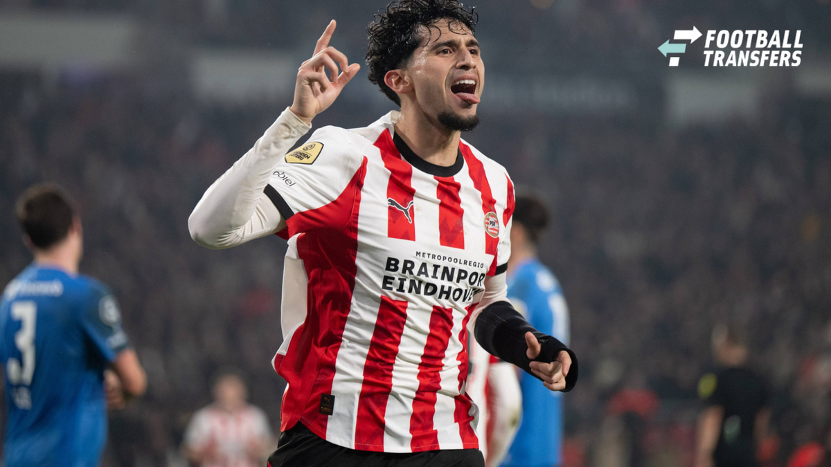 Ricardo Pepi 9 (PSV Eindhoven) jubelt über sein Tor zum 2:1, torjubel, treffer, tor, freude, goal, jubel, spass, freuen, jubeln, feiernd, applaudierend, Applaus, feiert, Emotion, PSV Eindhoven vs. AZ Alkmaar, Fussball, Eredivisie, 26. Spieltag, 07.0...