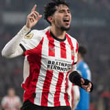 Ricardo Pepi 9 (PSV Eindhoven) jubelt über sein Tor zum 2:1, torjubel, treffer, tor, freude, goal, jubel, spass, freuen, jubeln, feiernd, applaudierend, Applaus, feiert, Emotion, PSV Eindhoven vs. AZ Alkmaar, Fussball, Eredivisie, 26. Spieltag, 07.0...