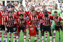 EINDHOVEN - (top lr) Filip KostiÄ‡ of PSV Eindhoven, Ricardo Pepi of PSV Eindhoven, Ruben van Bommel of PSV Eindhoven, Armando Obispo of PSV Eindhoven, Guus Til of PSV Eindhoven, Noah Fernandez of PSV Eindhoven (bottom lr) Paul Wanner of PSV Eindhov...
