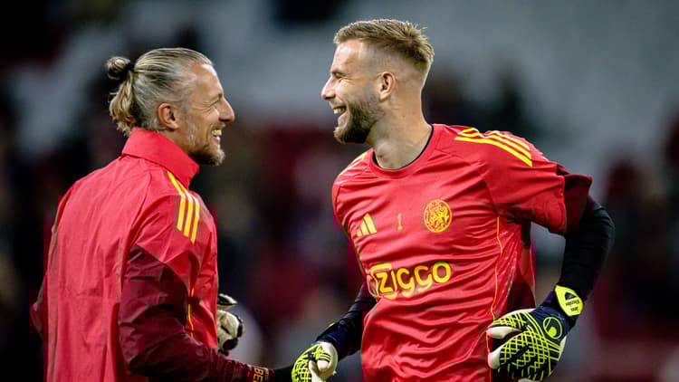 Vitezslav Jaros incasseerde 18 tegengoals in 11 duels. Remko Pasveer mocht opdraven tegen Chelsea en incasseerde 5 tegengoals.