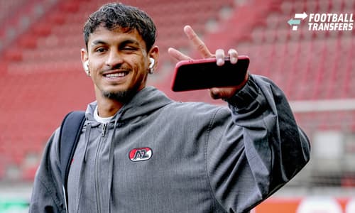 ALKMAAR AZ Alkmaar forward Weslley Patati during the UEFA Europa League match between AZ and Hapoel Beer Sheva at AFAS Stadion on October 15, 2026, in Alkmaar, the Netherlands ED VAN DE POL EYE4IMAGES DeFodi Images
