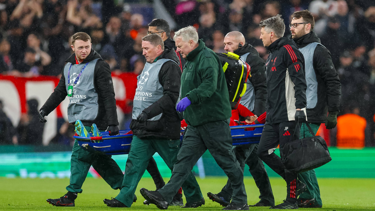 Hugo Ekitike injury