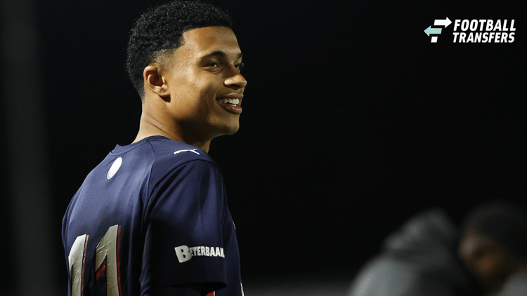 Ayodele Thomas schittert dit seizoen namens Jong PSV