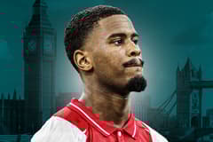 Jorrel Hato zit in een lastige positie bij Chelsea. De jonge verdediger wordt gezien als een project en product van de club, maar dat kan zijn ontwikkeling juist in de weg staan. S&amp;uuml;leyman &amp;Ouml;zt&amp;uuml;rk van Voetbal International...