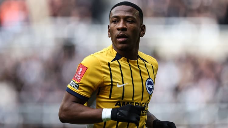 Pervis Estupinan, Brighton, 2024/25