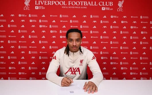 Noah Adekoye has signed for Liverpool