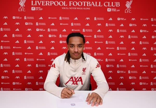 Noah Adekoye has signed for Liverpool
