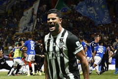Hulk, Atletico Mineiro, Cruzeiro brawl