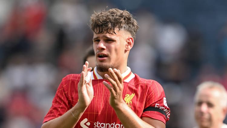 Milos Kerkez, Liverpool