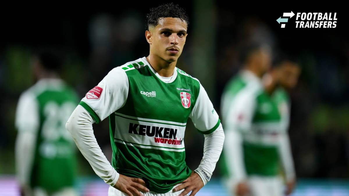 Keuken Kampioen Divisie: FC Dordrecht v FC Emmen Dordrecht - Ayoub Ouarghi of FC Dordrecht during the tenth competition round of the 2026 2027 Keuken Kampioen Divisie season. The match is set between FC Dordrecht and FC Emmen at M-Scores Stadion on ...
