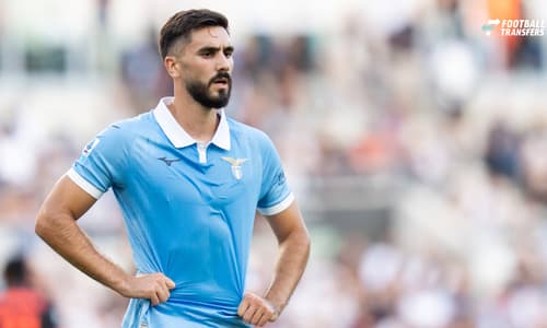 Josip Sutalo hoopte zijn carrière nieuw leven in te blazen bij Lazio, dat hem dit seizoen huurt van Ajax. Waar hij bij de Amsterdamse club verguisd werd en moest vertrekken, heeft hij trainer Gennaro Gattuso bij Lazio voorzichtig weten te overt...