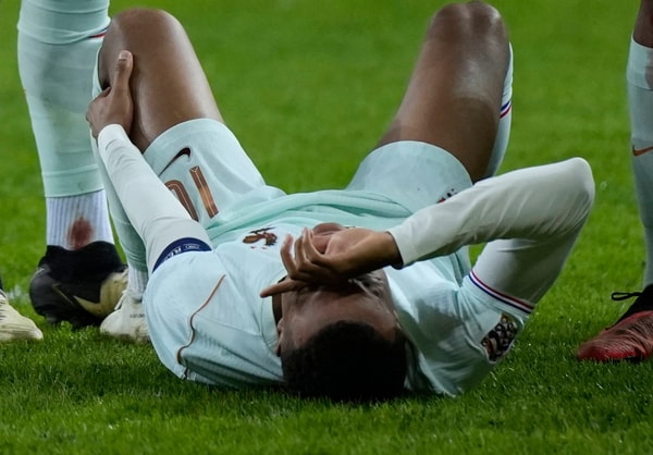 Kylian Mbappe injury, France