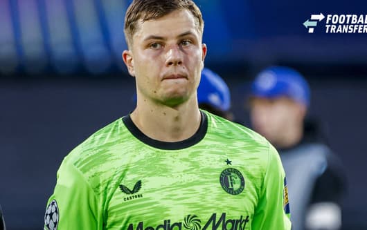 ROTTERDAM - Feyenoord goalkeeper Tjark Ernst prior to the UEFA Champions League match between Feyenoord and Como 1907 at Stadion Feijenoord on October 14, 2026 in Rotterdam, the Netherlands. WART BRINKERHOF ANP UEFA Champions League 2026 27 xVIxANPx...