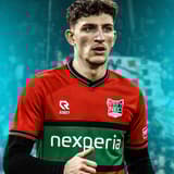 Ahmetcan Kaplan is dit seizoen met NEC verwikkeld in een hevige strijd om plek twee en drie in de Eredivisie met uitgerekend zijn werkgever Ajax. De Turkse mandekker keert in principe komende zomer terug naar Amsterdam, maar lijkt de touwtjes voor...