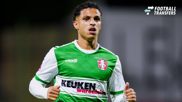Ayoub Ouarghi in actie namens FC Dordrecht.