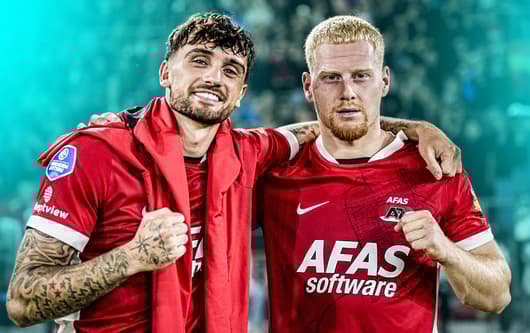 Diverse Turkse media hebben laten weten dat Fenerbah&ccedil;e ge&iuml;nteresseerd is in het aantrekken van Troy Parrott, de 23-jarige spits van AZ. De Turkse club ziet de Ier als een optie voor de toekomst en wil hem naar Istanbul halen om concurr...