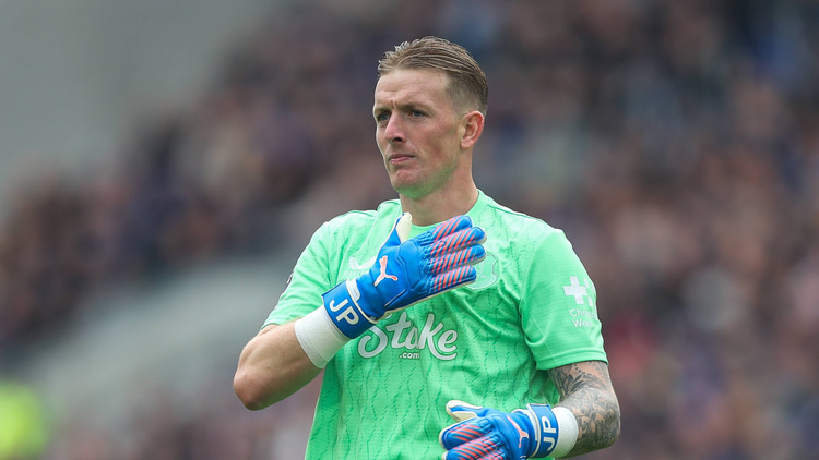 Jordan Pickford is set to sign a new contract at Everton