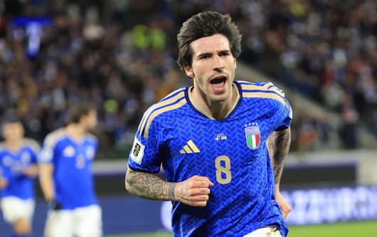 Newcastle midfielder Sandro Tonali celebrates scoring for Italy against Northern Ireland, World Cup 2026 playoff