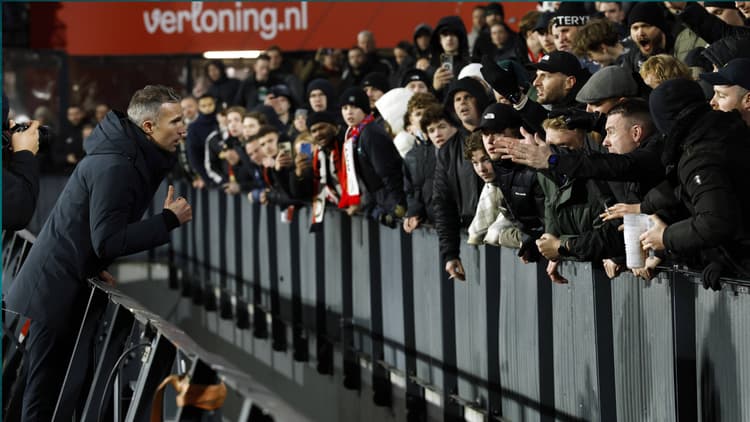 Robin van Persie (en ook Justin Bijlow) gingen in gesprek met Feyenoord-fans