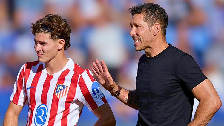 Julian Alvarez and Atletico Madrid boss Diego Simeone