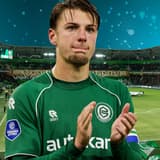 Stije Resink applaudisseert na een wedstrijd van FC Groningen in de Euroborg