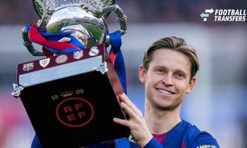 Spanish LaLiga EA Sports FC Barcelona, Barca v Real Oviedo in Barcelona, Spain. FC Barcelona player (21) Frenkie de Jong showing the Supercopa trophy during LaLiga EA Sports match between FC Barcelona and Real Oviedo in Spotify Camp Nou, Barcelona, ...