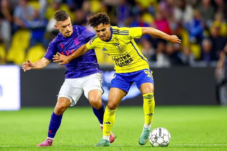 Ismaël Baouf in actie namens SC Cambuur