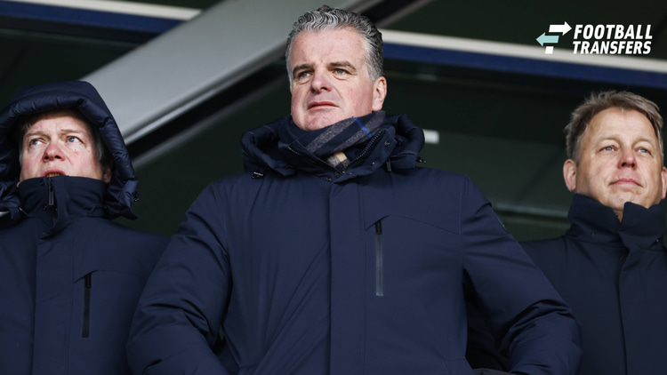 Dennis te Kloese ligt momenteel zwaar onder een vergrootglas bij Feyenoord. De algemeen directeur ligt niet goed bij een deel van de harde kern en wordt verweten een groot aandeel te hebben in de mindere prestaties dit seizoen.