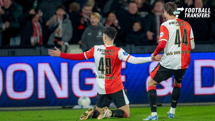 Shaqueel van Persie juicht na een treffer tegen Sparta Rotterdam.
