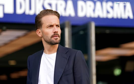 Feyenoord kende een uiterst bewogen transferzomer waarin er wisselingen plaatsvonden in de clubleiding, de technische staf en de spelersgroep. Zo werd Dévy Rigaux aangesteld als technisch directeur met als doel om de selectie van de Rotterdamse...