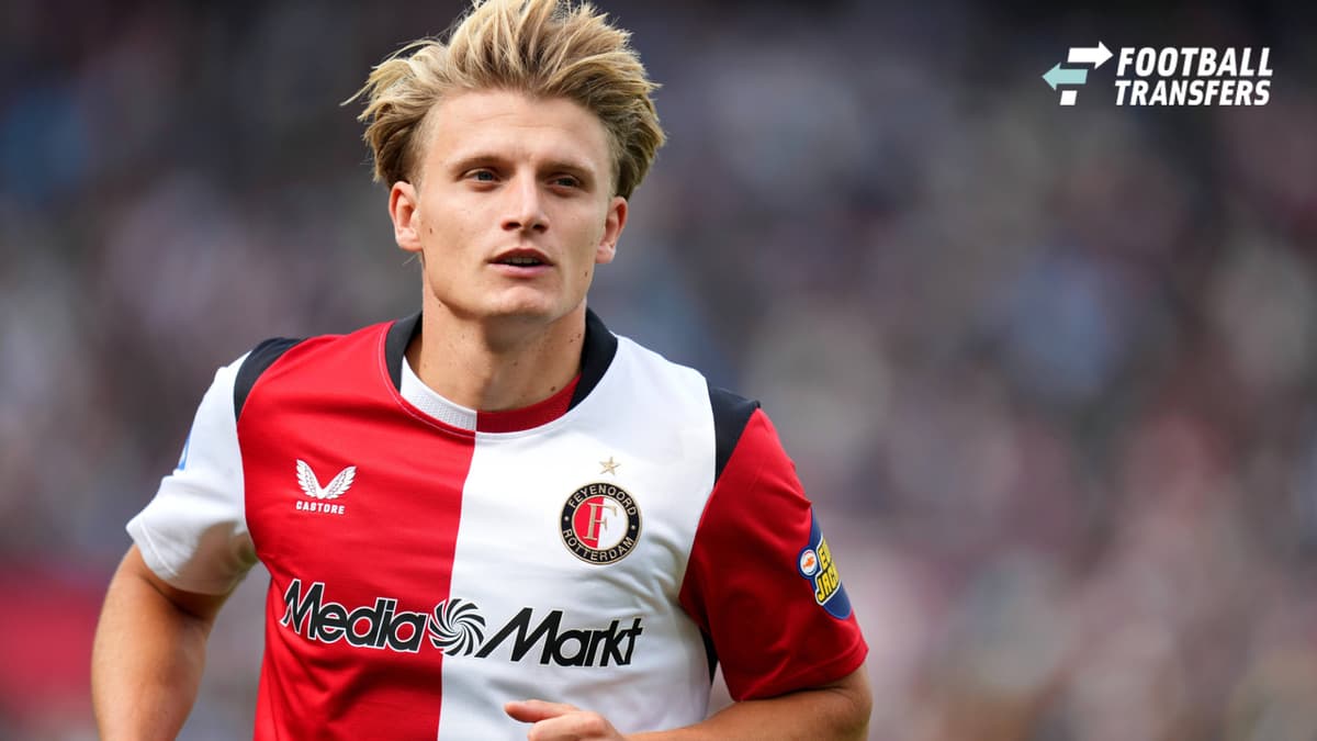 Eredivisie: Feyenoord Rotterdam v ADO Den Haag Rotterdam - Sem Steijn of Feyenoord Rotterdam warms up on the sidelines during the fourth competition round of the 2026 2027 Eredivisie season. The match is set between Feyenoord Rotterdam and ADO Den H...