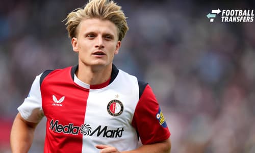 Eredivisie: Feyenoord Rotterdam v ADO Den Haag Rotterdam - Sem Steijn of Feyenoord Rotterdam warms up on the sidelines during the fourth competition round of the 2026 2027 Eredivisie season. The match is set between Feyenoord Rotterdam and ADO Den H...