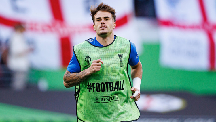Chelsea want to sign Pep Chavarria