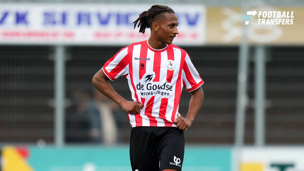 Jong Sparta Rotterdam is inmiddels al meerdere seizoenen actief in de Tweede Divisie. Hoewel niet iedereen te spreken is over de aanwezigheid van beloftenteams op het hoogste amateurniveau, blijkt de competitie voor de talenten van de Kasteelhe...