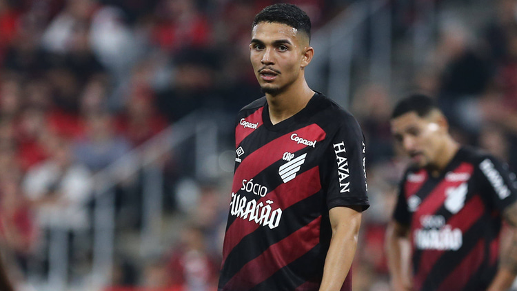 Arthur Dias, Athletico Paranaense