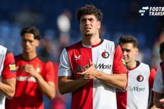 2026-08-02 Feyenoord v Atalanta Bergamo - Pre Season Friendly ROTTERDAM, NETHERLANDS - AUGUST 2: Nacho Ferri of Feyenoord is thanking the fans for their support after winning the match during the Pre Season Friendly match between Feyenoord and Atala...