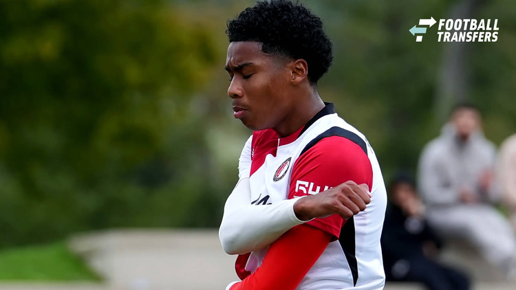 Levi Haps in het shirt van Feyenoord, waar hij al snel furore weet te maken.