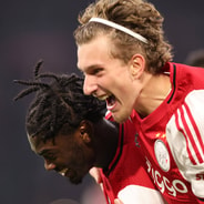 Mika Godts, Ajax, Jorthy Mokio
