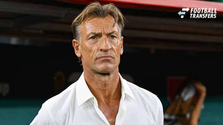 Hervé Renard als bondscoach van Tunesië tijdens de met 4-0 verloren wedstrijd tegen Japan.