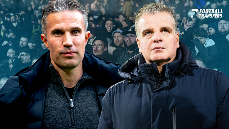 De toekomst van Robin van Persie wordt in handen gelegd van een nieuwe technisch directeur.