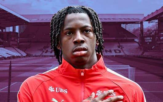 Johan Manzambi, Aston Villa