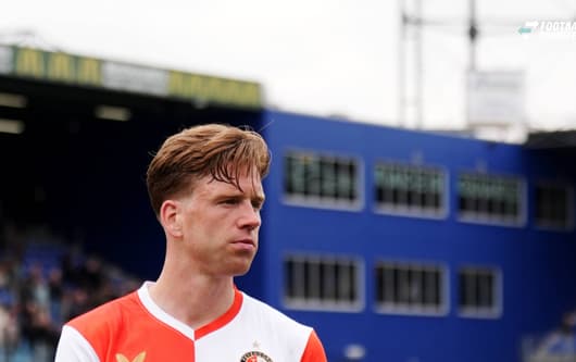 Eredivisie: PEC Zwolle v Feyenoord Rotterdam Zwolle - Gijs Smal of Feyenoord during the thirty-fourth competition round of the 2025 2026 Eredivisie season. The match is set between PEC Zwolle and Feyenoord Rotterdam at Mac3Park Stadion on 17 May 202...