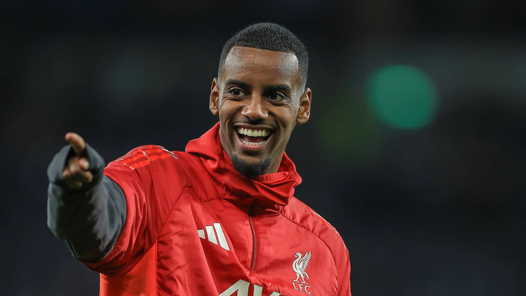 Liverpool paid €145m to sign Alexander Isak